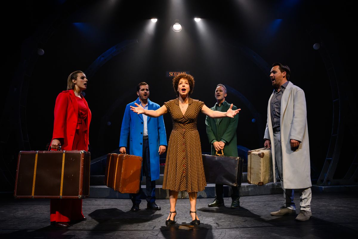 Piaf (reprise) | met Suzan Seegers, Julia Berendse, Job Bovelander e.a. | 17 November | Theater de Bussel