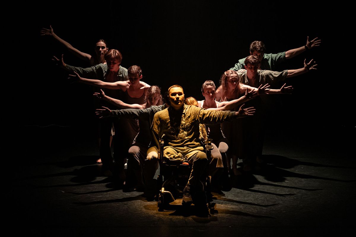 Scenefoto: Ukrainian International Ballet | Independent 24 | 13 mei 2027 | Theater de Bussel