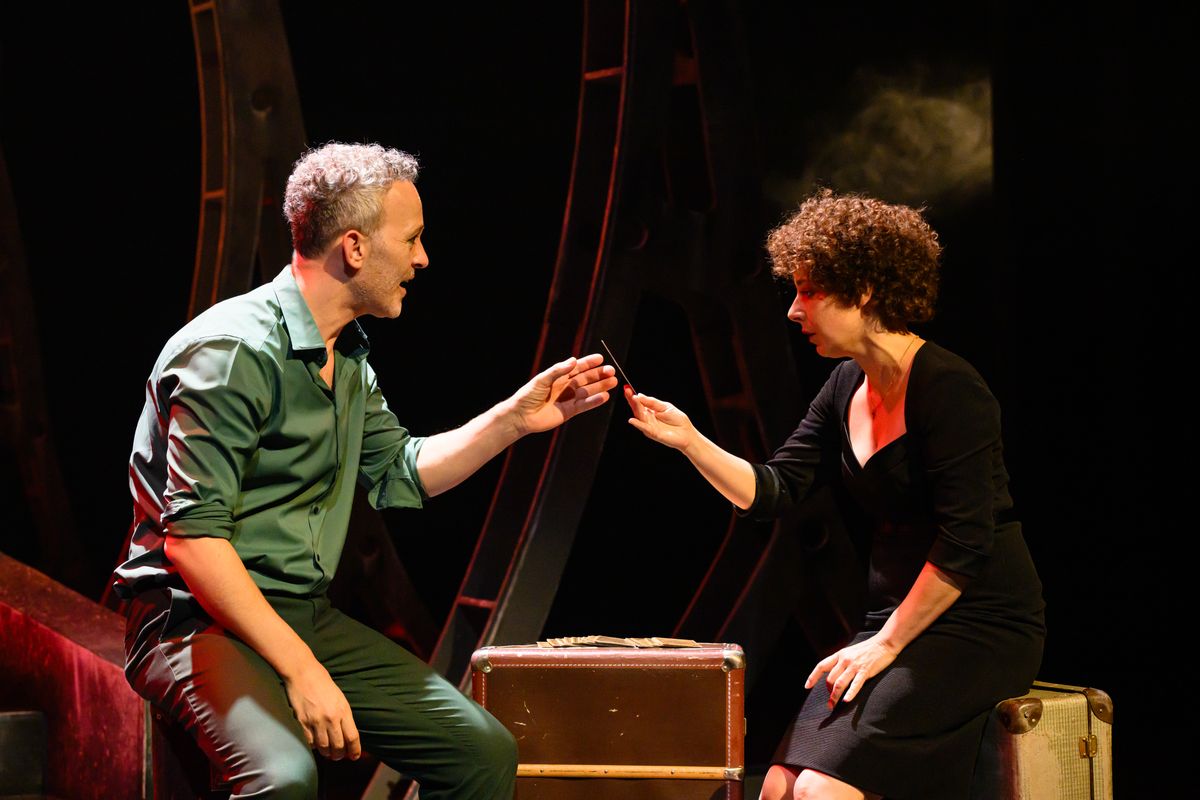 Piaf (reprise) | met Suzan Seegers, Julia Berendse, Job Bovelander e.a. | 17 November | Theater de Bussel