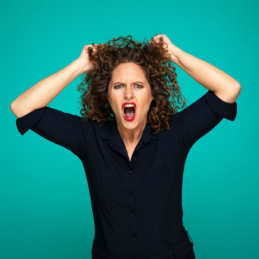 Esther van der Voort | Mama is Boos | 21 april 2027 | Theater de Bussel