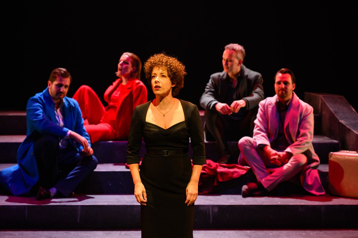 Piaf (reprise) | met Suzan Seegers, Julia Berendse, Job Bovelander e.a. | 17 November | Theater de Bussel