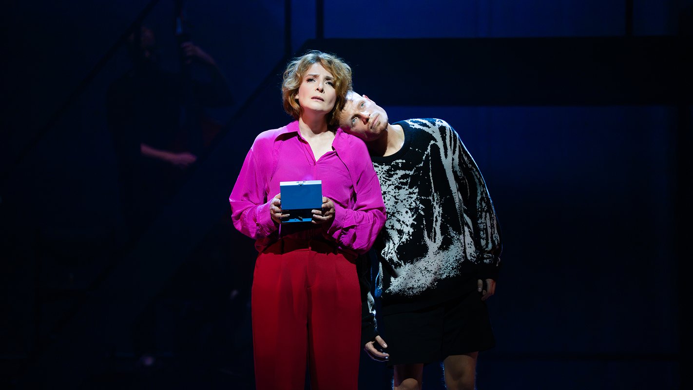 Next to Normal - Een eigentijdse pop-rockmusical met Willemijn Verkaik, Edwin Jonker e.a. | 21 november 2026 | Theater de Bussel