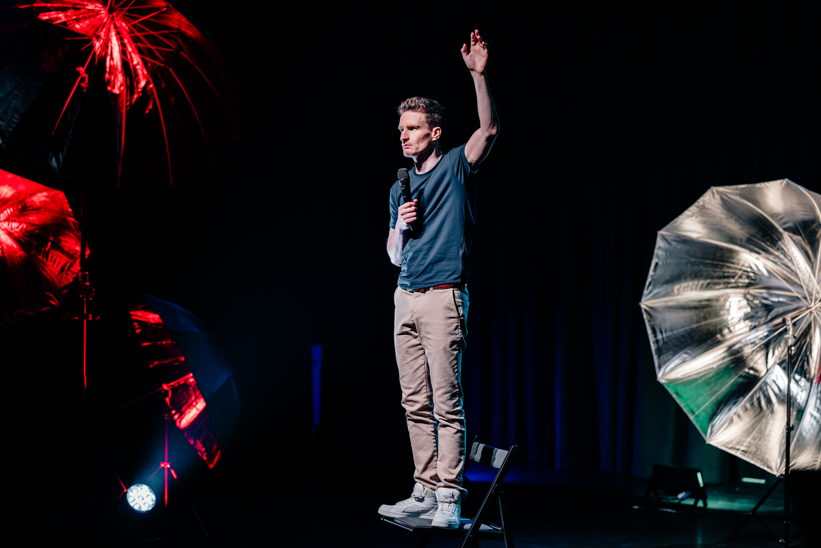 Scenefoto: Stefan Hendrikx | In Perspectief | 21 mei 2027 | Theater de Bussel