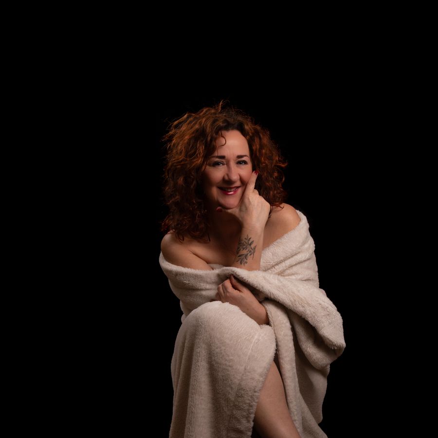 Bettine Kraaieveld | Ont-Manteld | 28 oktober 2026 | Theater de Bussel