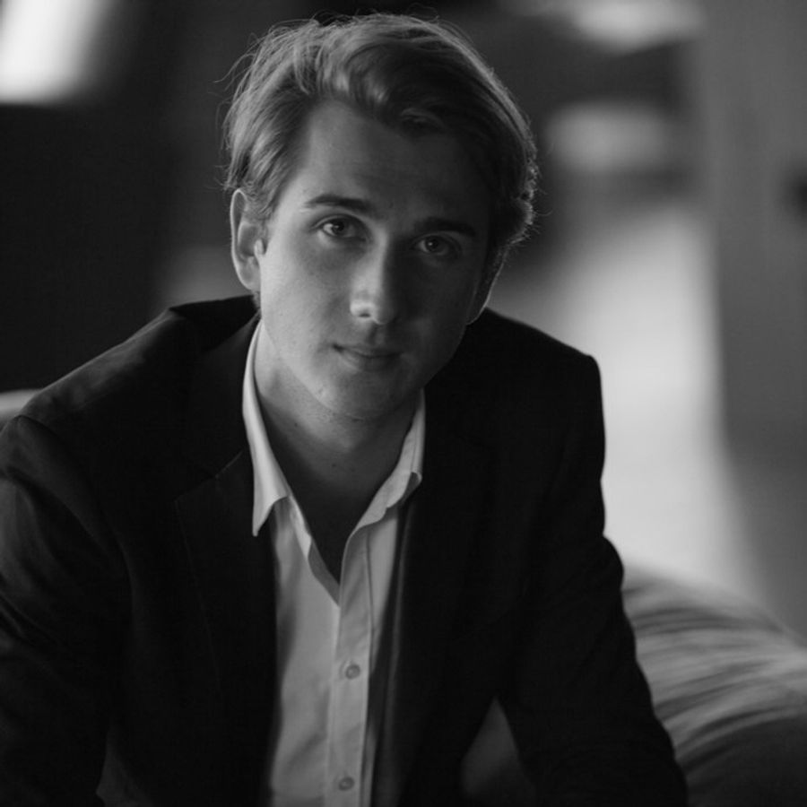 Matthieu Idmtal | Meesterpianisten | 4 april 2027 | Theater de Bussel