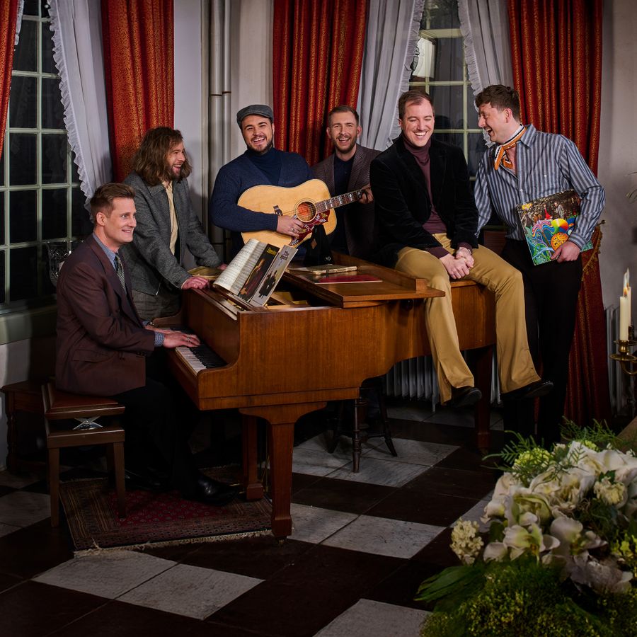 BEE GEES by MAINCOURSE | Bee Gees. Family, Fame & Tragedy! | 1 oktober 2026 | Theater de Bussel